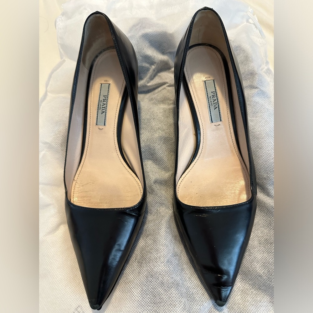 PRADA Safiano leather pointy toe black kitten heel sz 36